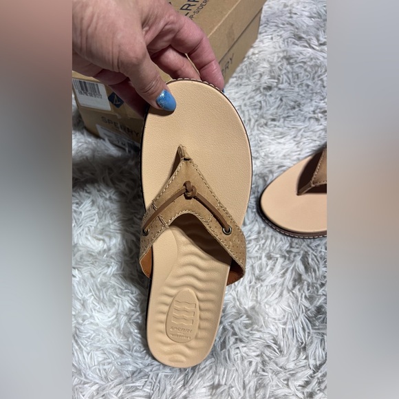 NWT Sperry Waveside Neutral Tan Suede Thong Sandals 7 - Picture 3 of 8